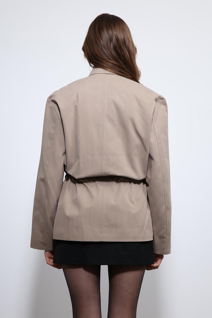 ANT Antioch Bej Ayarlanabilir Bele Sahip Kısa Trençkot - Paignton