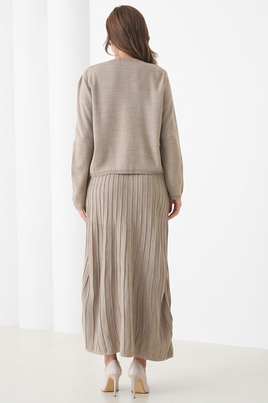 Beige Bicycle Collar Buttoned Cardigan and Pleated Midi Skirt Set BCHPK-251252 - Liverpool