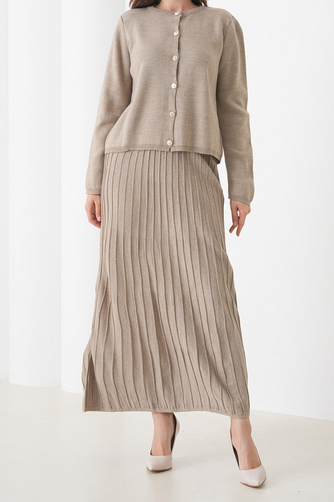 Beige Bicycle Collar Buttoned Cardigan and Pleated Midi Skirt Set BCHPK-251252 - Liverpool