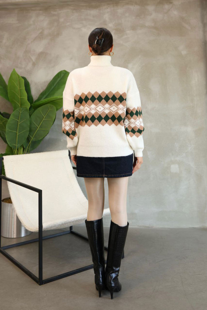 Beige Turtleneck Patterned Sweater BCES-252010 - Deventer