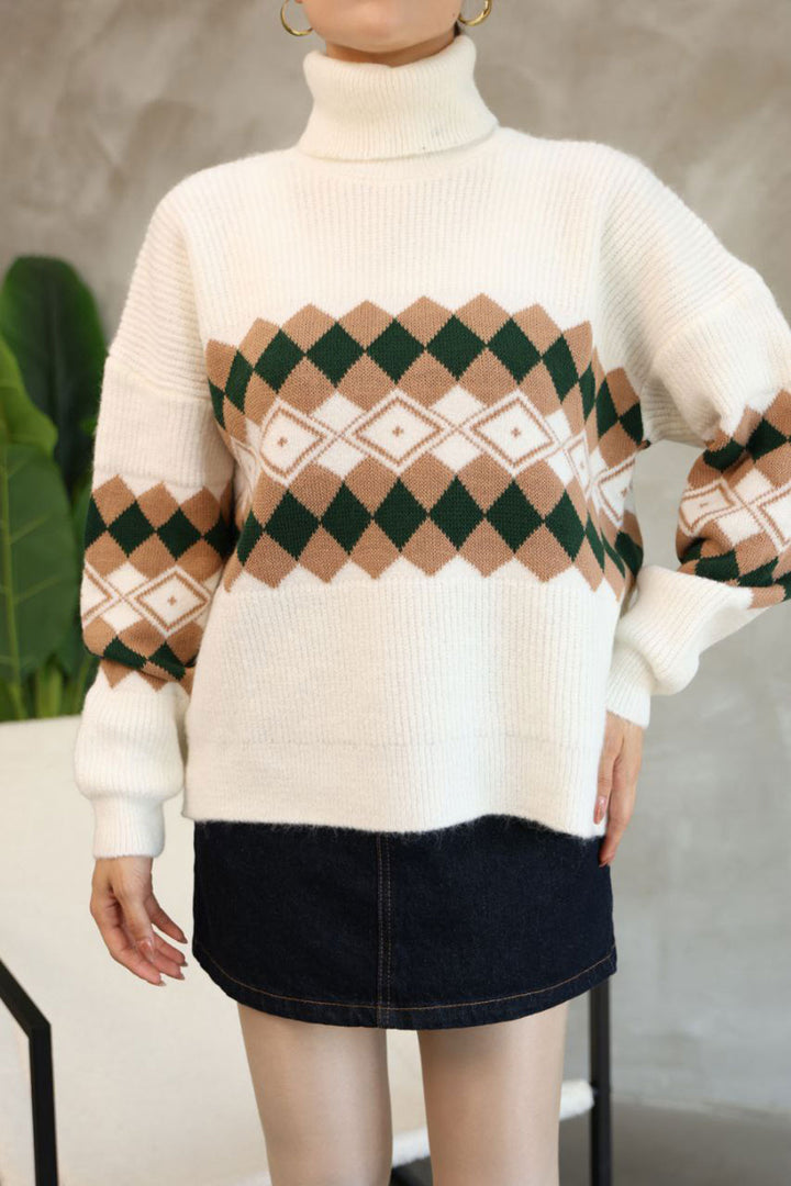 Beige Turtleneck Patterned Sweater BCES-252010 - Deventer