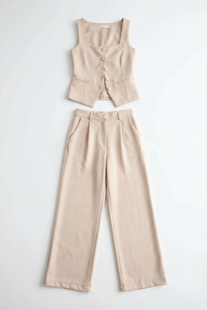 Bej Brit Detaylı Kare Yaka Crep Bluz Ve Pantolon Alt Üst Takım BCHN-2626844 - Norristown