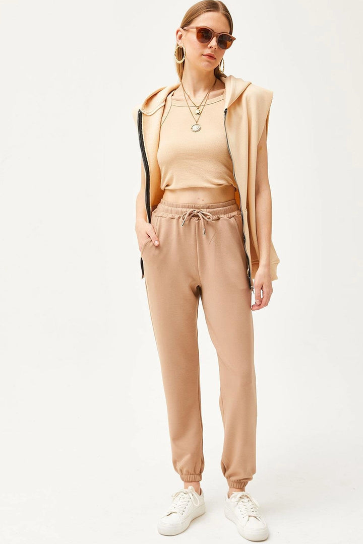 Beige Double Pocket Soft Textured Modal Cuffed Jogger Sweatpants BC241146 - Darwin