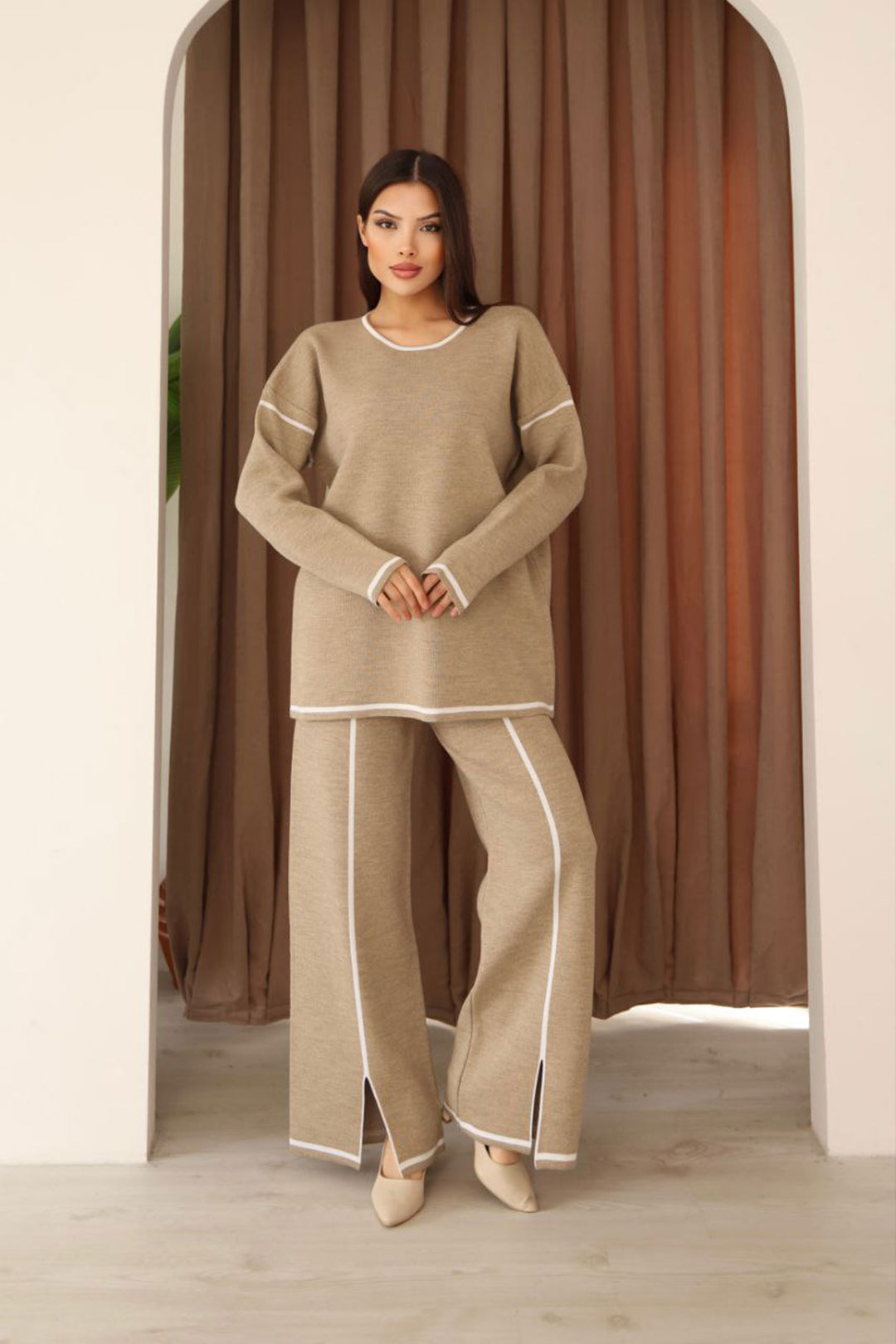 Beige Striped Knit Sweater and Slit Pants Knit Set BCES-253008 - Le Perreux-Sur-Marne