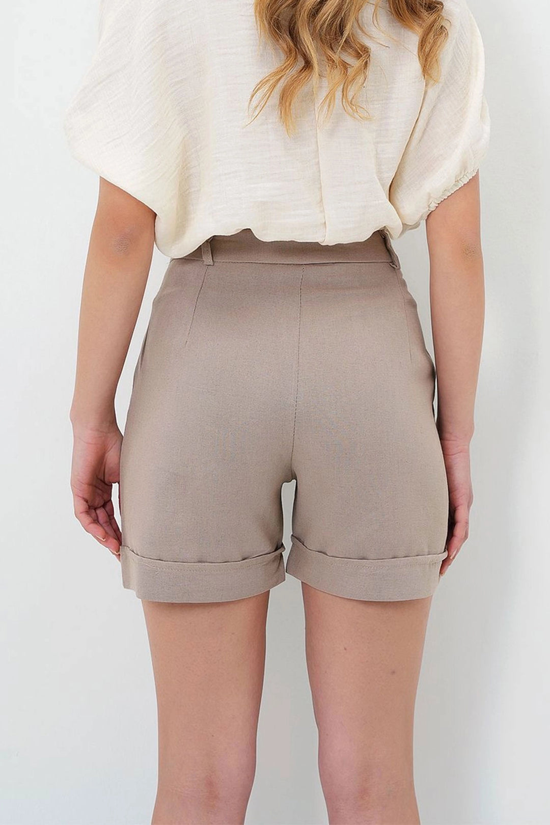 Beige Double Pleated Summer Linen Shorts with Hidden Zipper BCIR-251002 - Macclesfield
