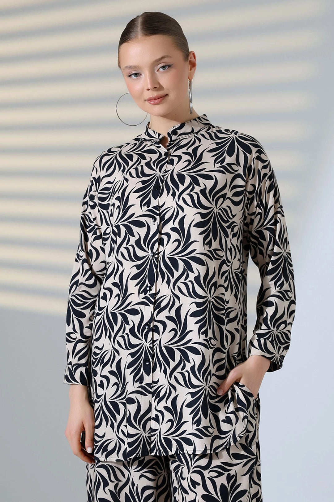 Beige Shirt with Mandarin Collar and Comfortable Fit Pants Woven Set BCVL-25V053 - Zhovti Vody