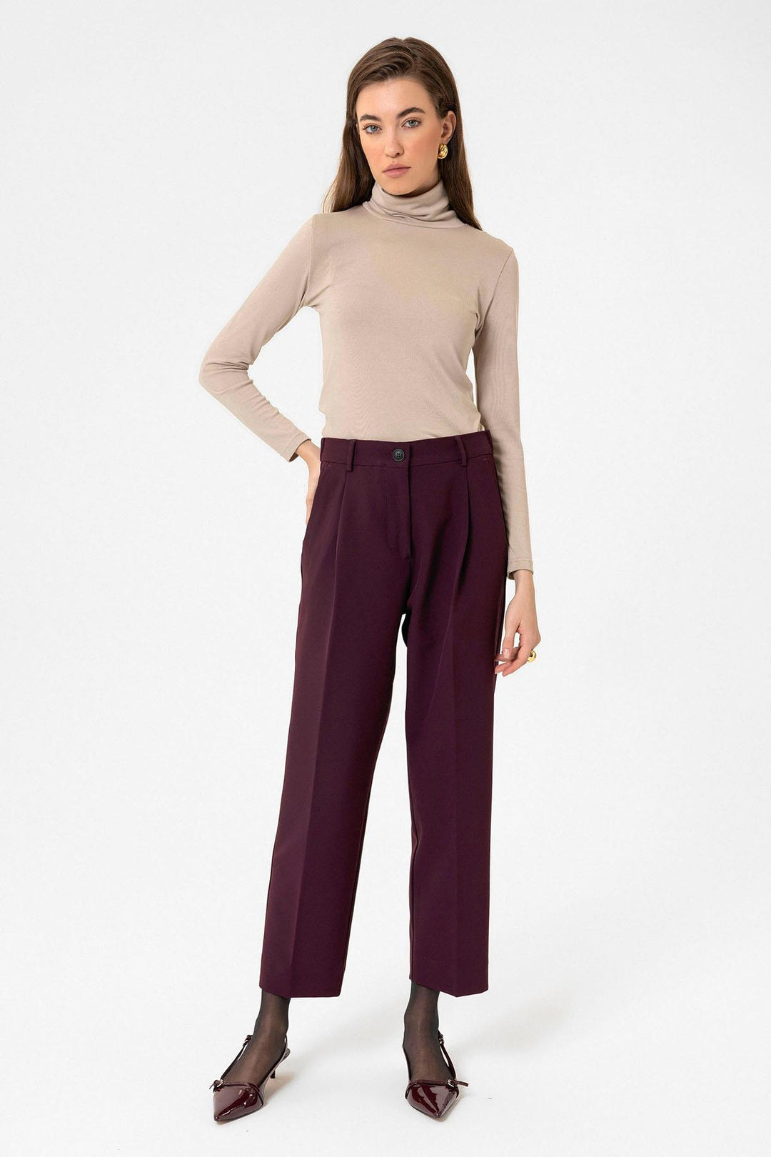 ANT Antioch Mr. Women's Turtleneck Sweater - Majadahonda