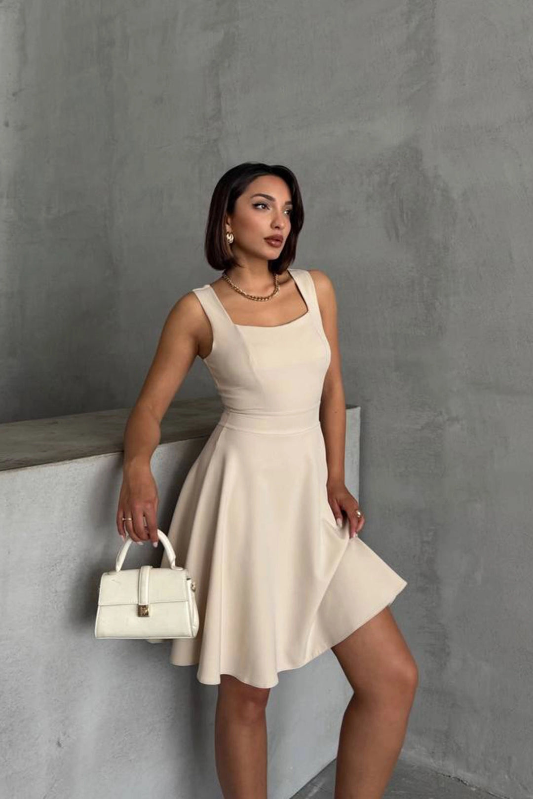 Beige Square Neck Sleeveless Scatter Dress BCHN-25251188 - Greensboro