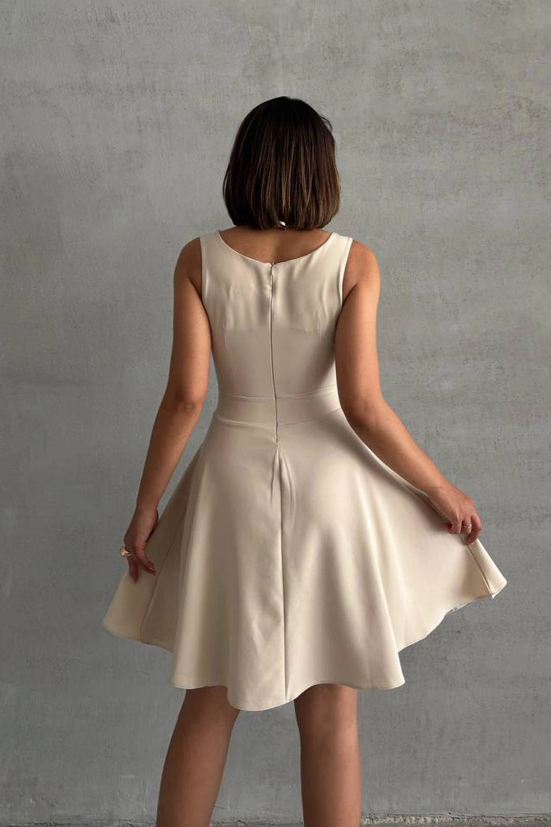Beige Square Neck Sleeveless Scatter Dress BCHN-25251188 - Greensboro