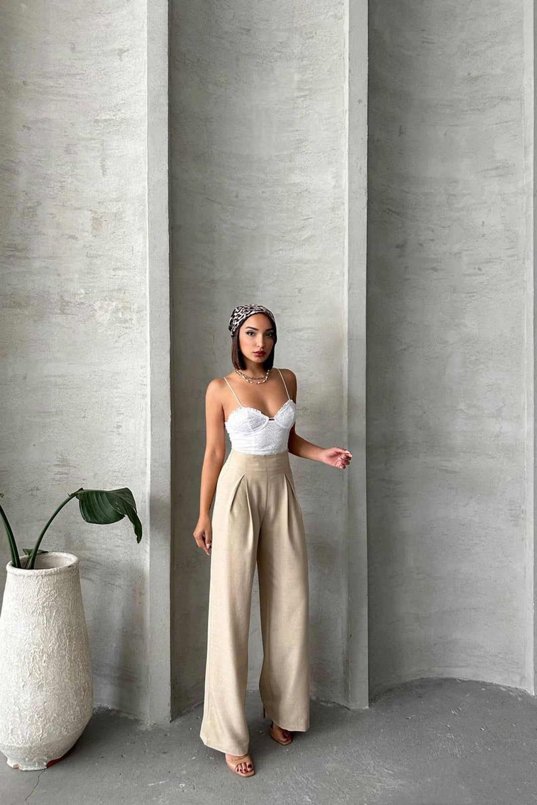 Beige Linen Double Pleated Woven Trousers BCHN-25255046 - Juárez