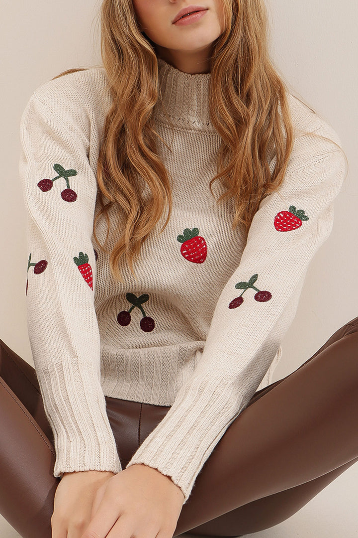 Beige Embroidered Bicycle Neck Sweater BCHESQ-251235 - Worthing