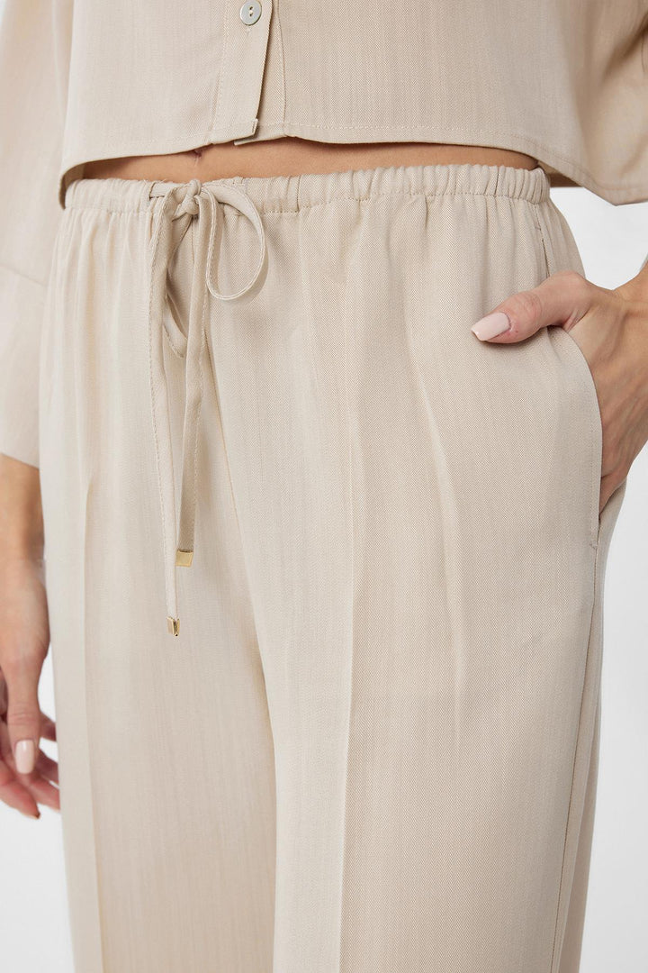 ANT Antioch Bej Relaxed Women's Pants - East Honolulu