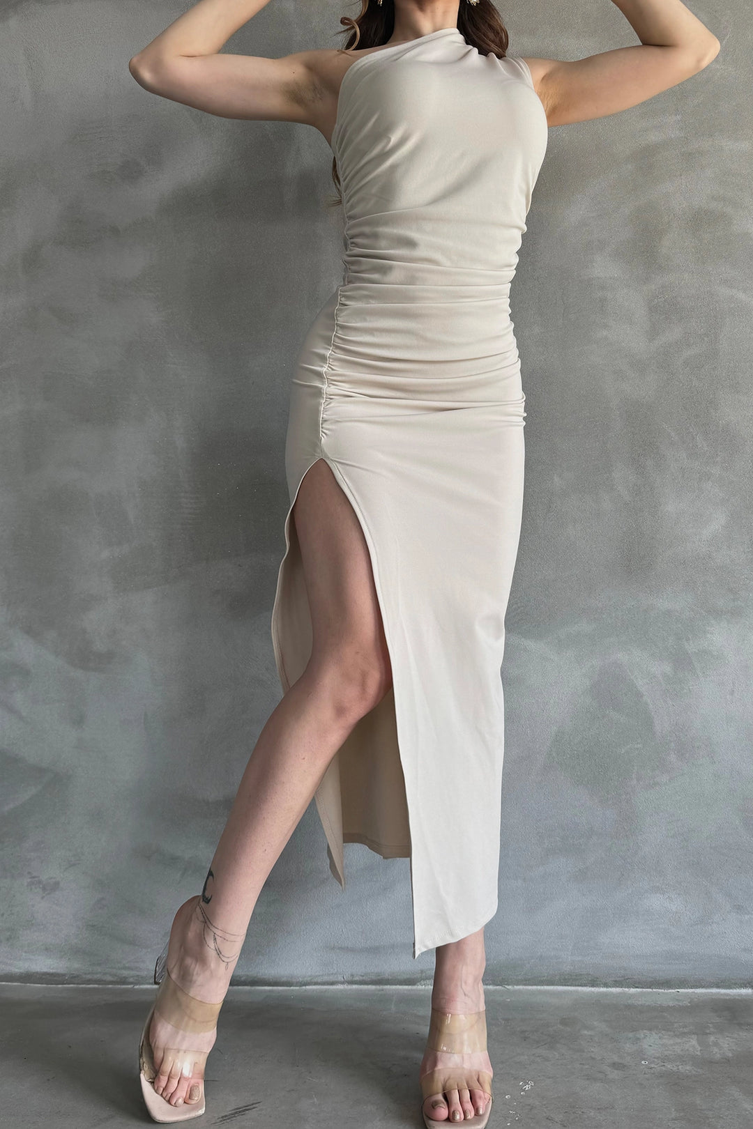 Beige One Shoulder Slit Detailed Draped Scuba Fabric Evening Dress BCDF-241048 - Sesto Fiorentino