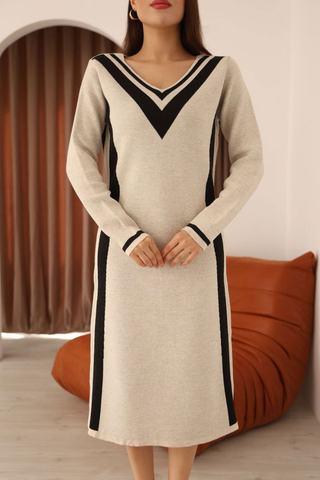 Beige V-Neck Striped Knit Dress BCES-253007 - Hückelhoven