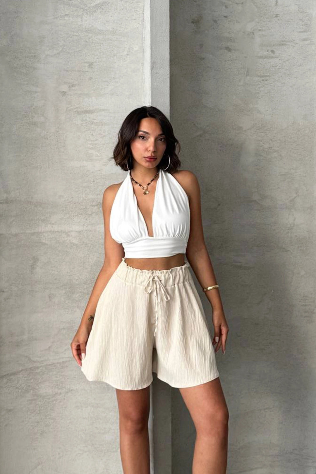 Beige Linen Shorts with Elastic Waistband and Pleats BCHN-25255058 - Lemgo