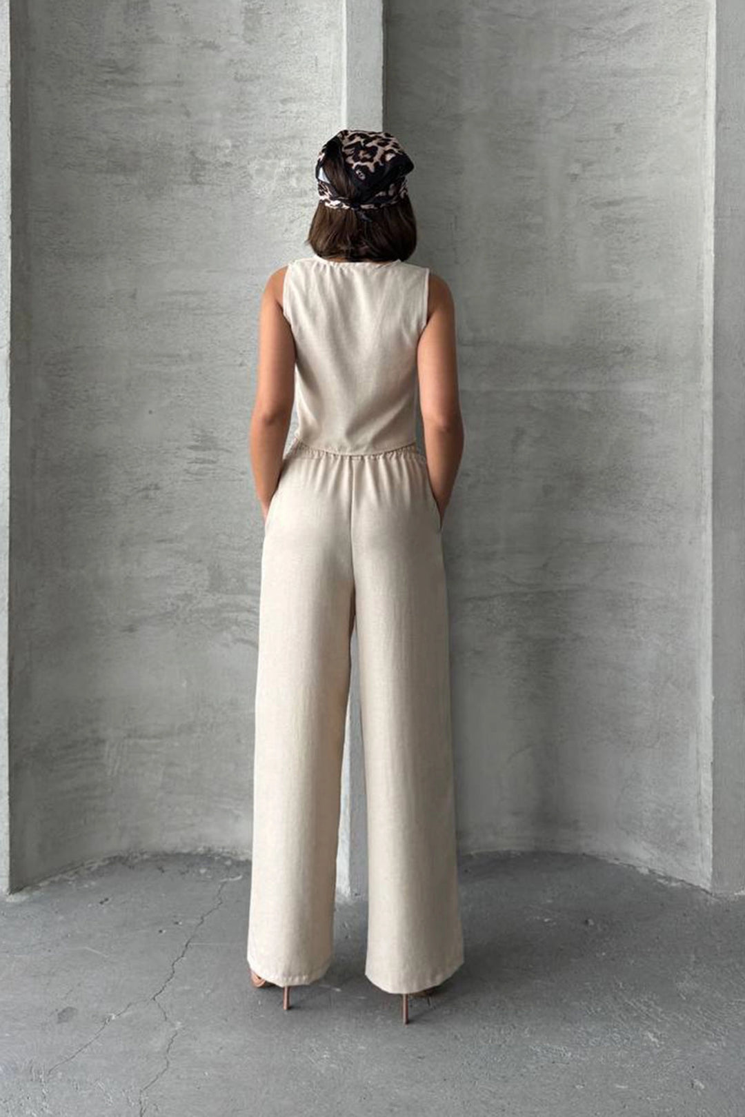 Beige Vest and Trouser Set BCHN-25252 - Saint-Jérôme
