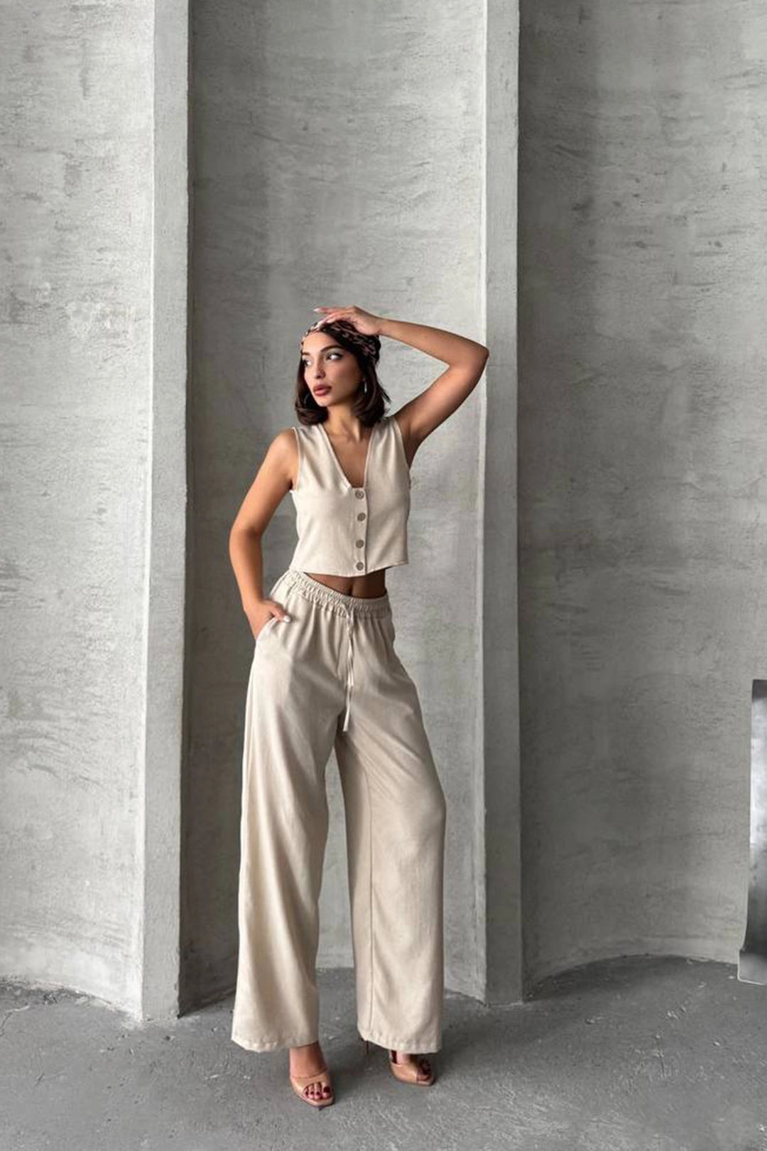 Beige Vest and Trouser Set BCHN-25252 - Saint-Jérôme