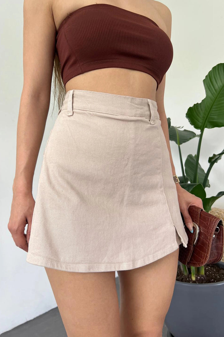 Beige Slit Detailed Denim Shorts Skirt BCDF-243309 - Néa Smýrni