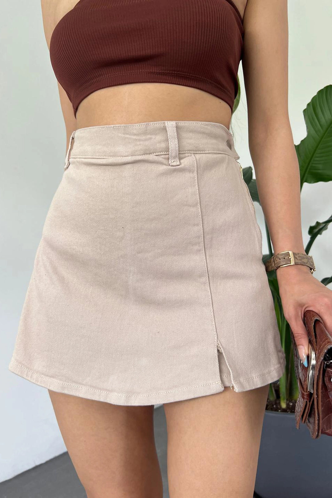 Beige Slit Detailed Denim Shorts Skirt BCDF-243309 - Néa Smýrni