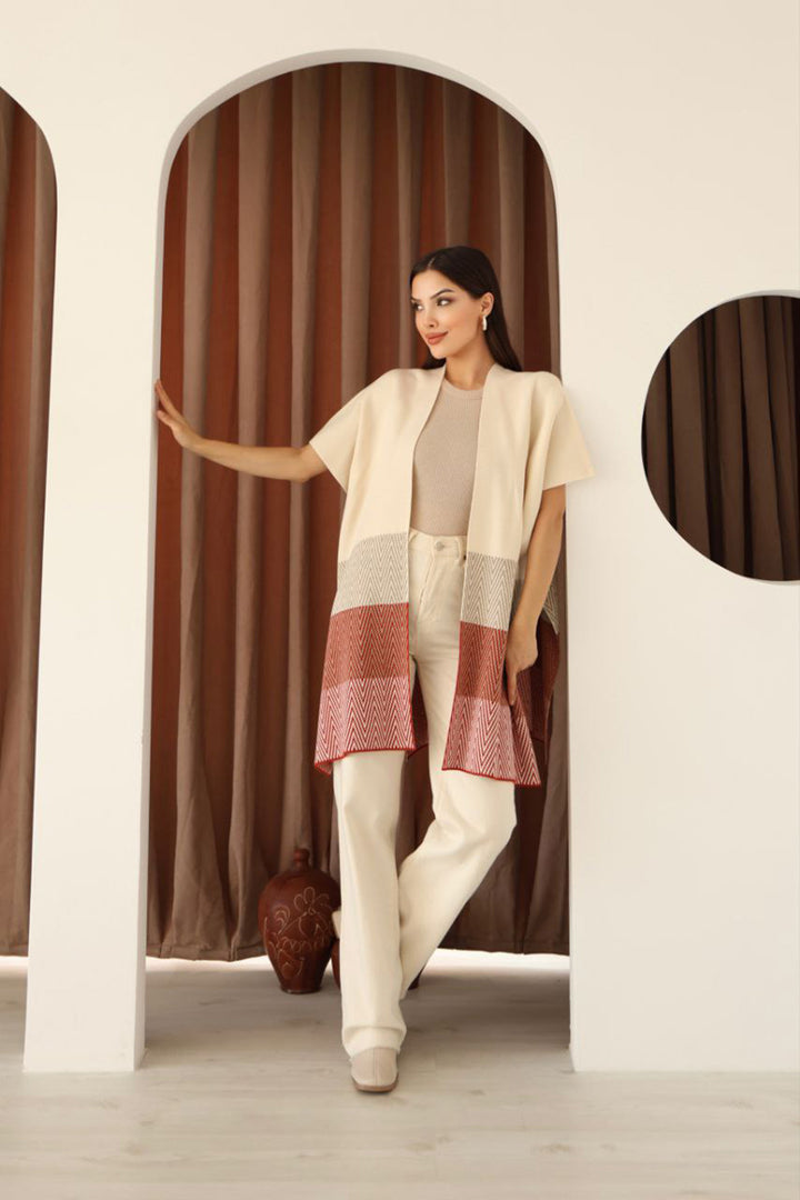 Beige Zigzag Pattern Color Block Wide Cut Cardigan BCES-253006 - Alchevsk