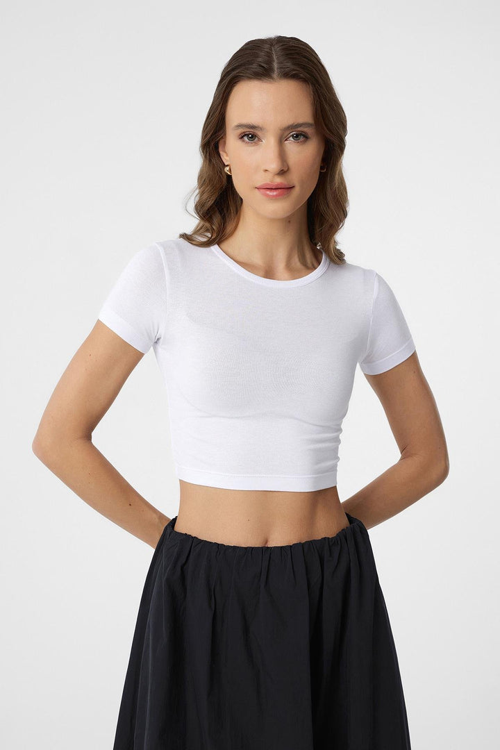 ANT Antioch White Basic Crop Women's Top - Martina Franca
