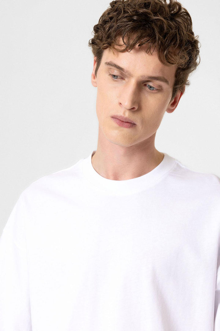 ANT Antioch White Crop Fit Men's T-Shirt - Amiens