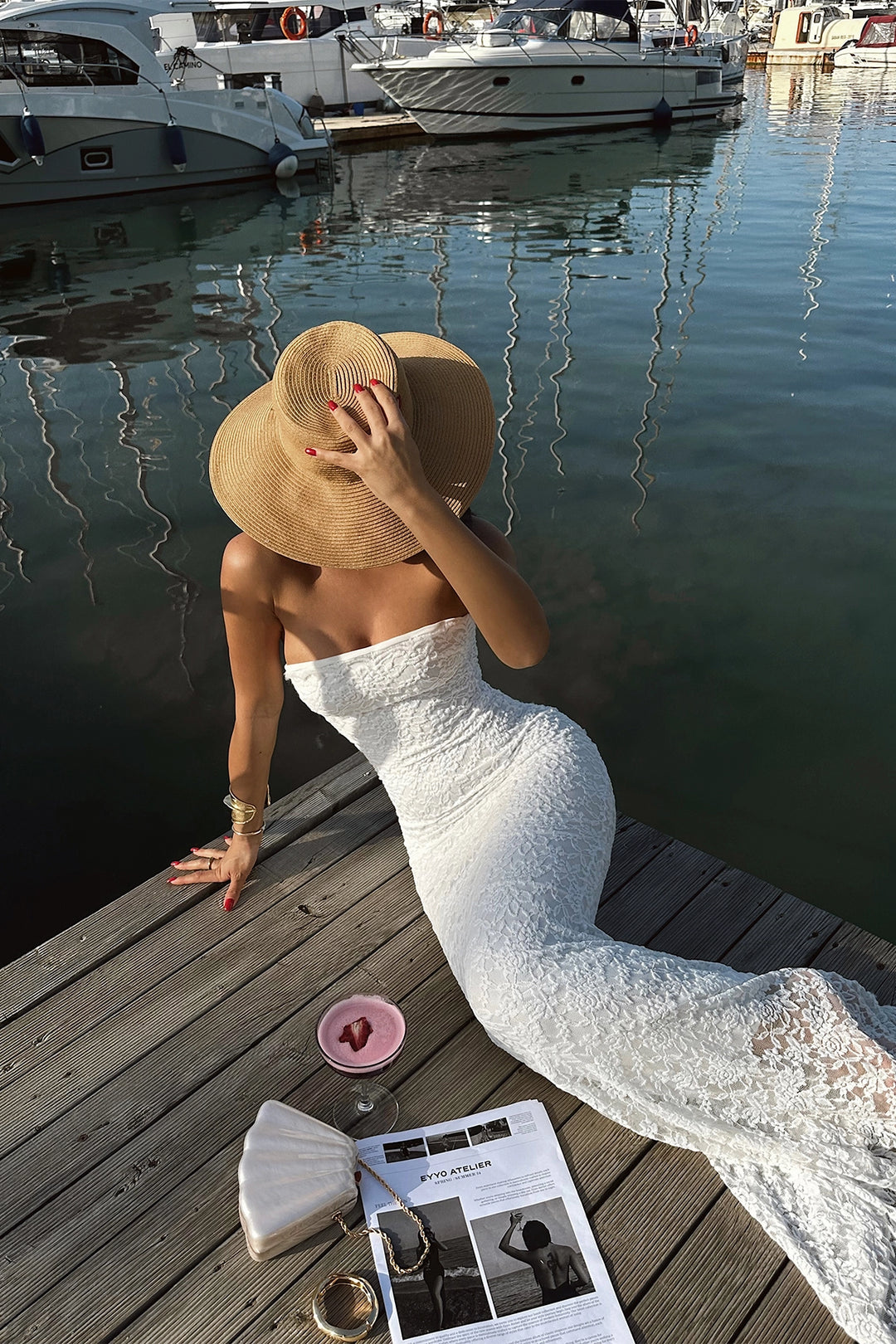 EYY Women White Lace Strapless Dress - Zimapan