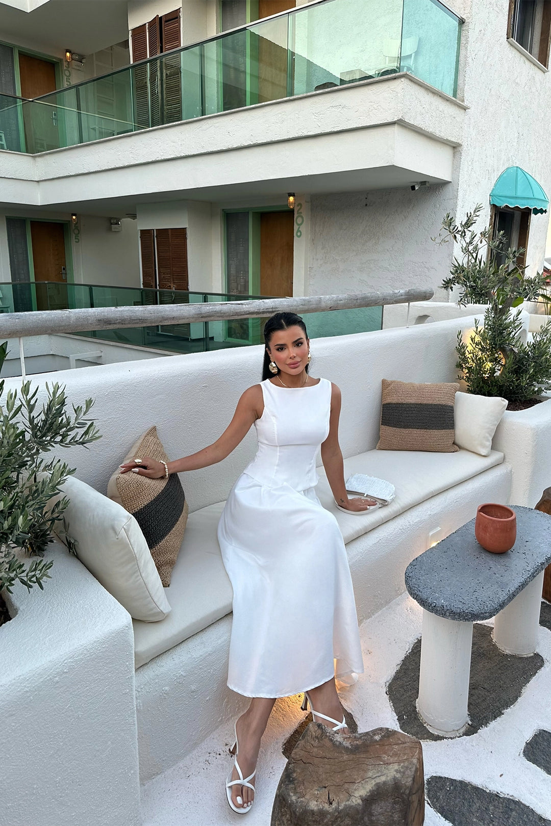 EYY Women White Emma Skirt Suit - Town Country