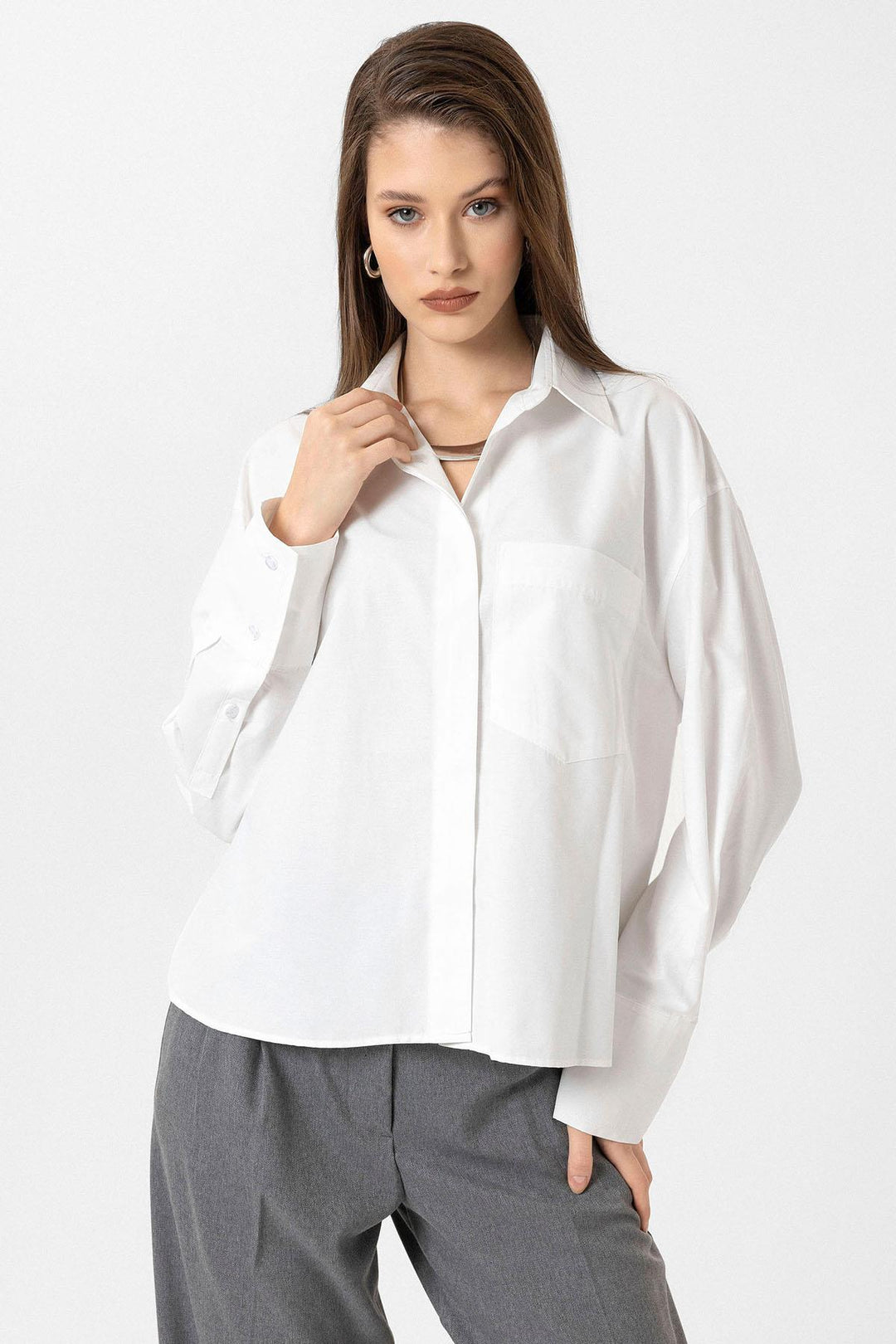 ANT Antioch White Women's Basic Poplin Shirt - East Point
