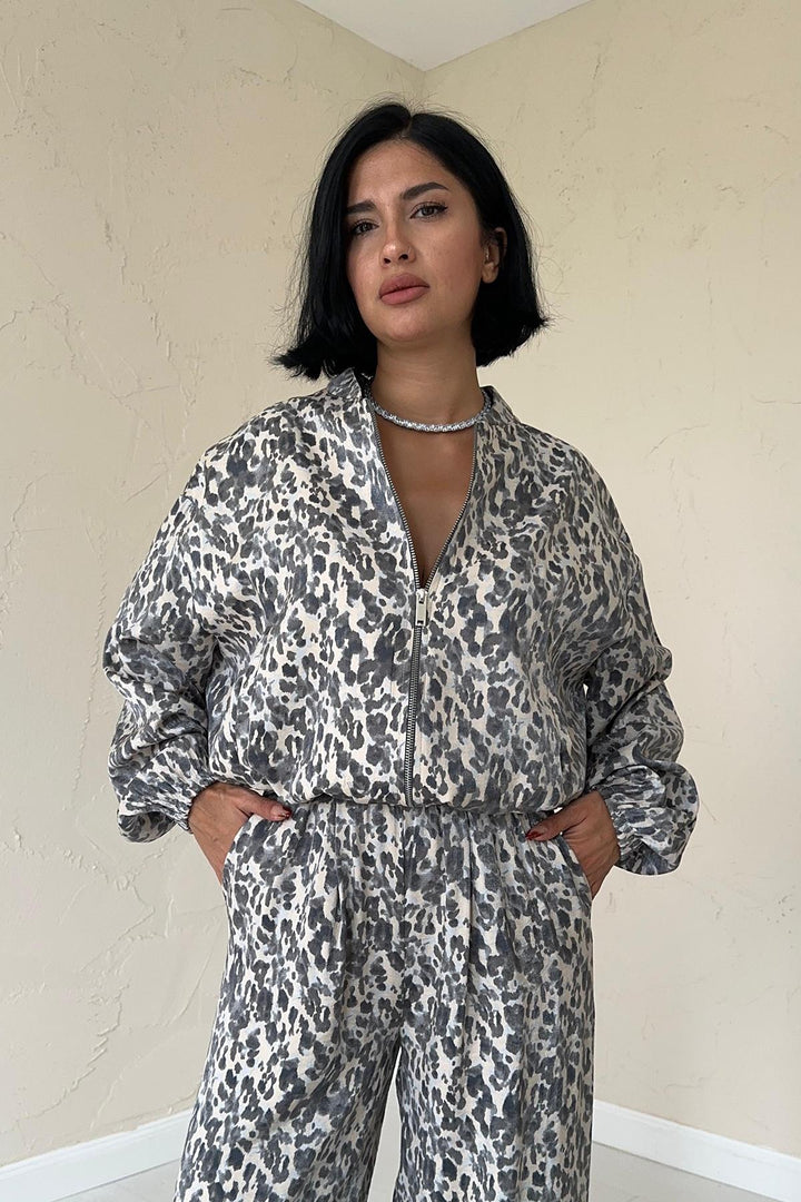 ELS White Leopard Patterned Jacket and Pants Set - Leopard - Altamura