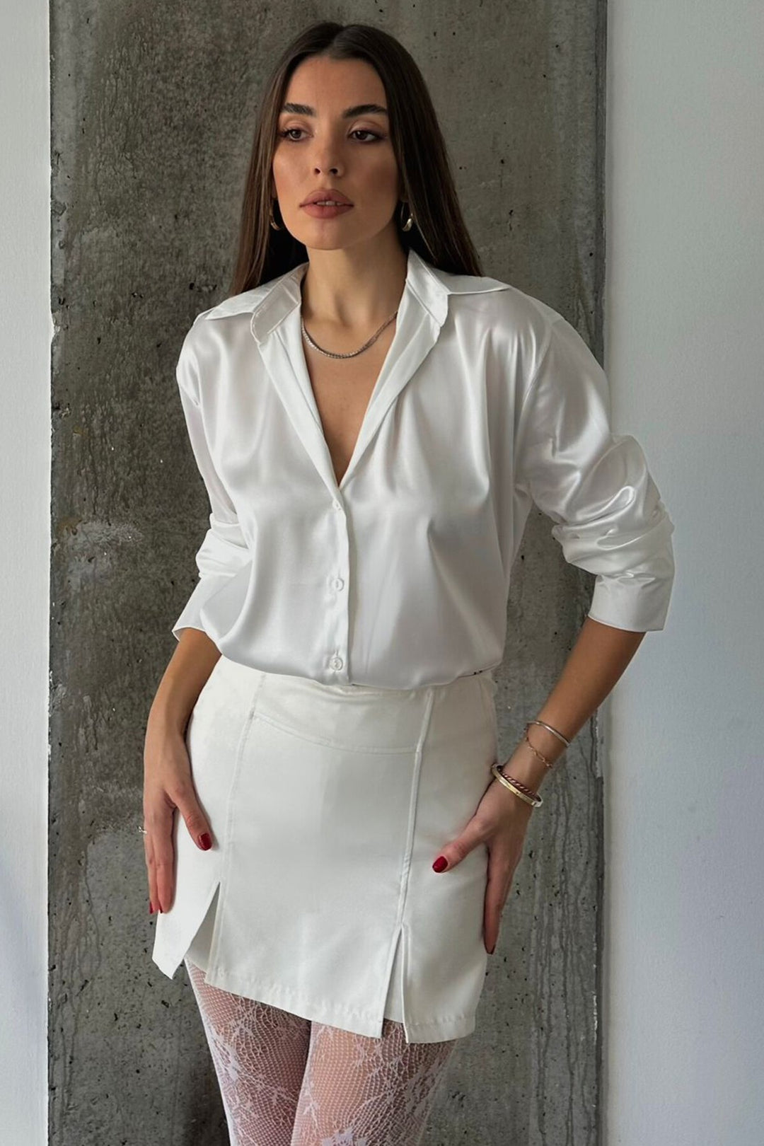 Beyaz Oversize Basic Saten Gömlek - Hesperia