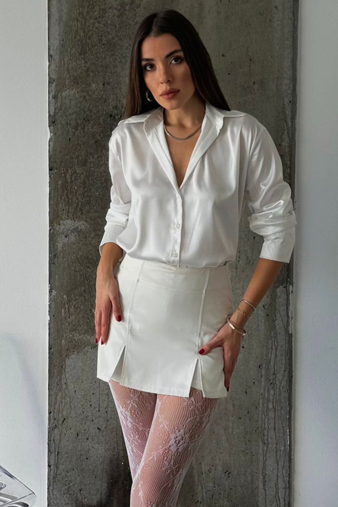Beyaz Oversize Basic Saten Gömlek - Hesperia