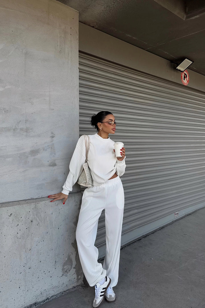 EYY Women White Pantsuit - Maple Ridge