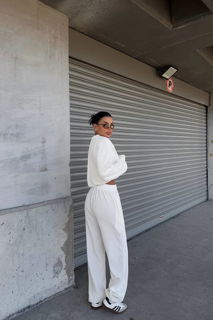 EYY Women White Pantsuit - Maple Ridge