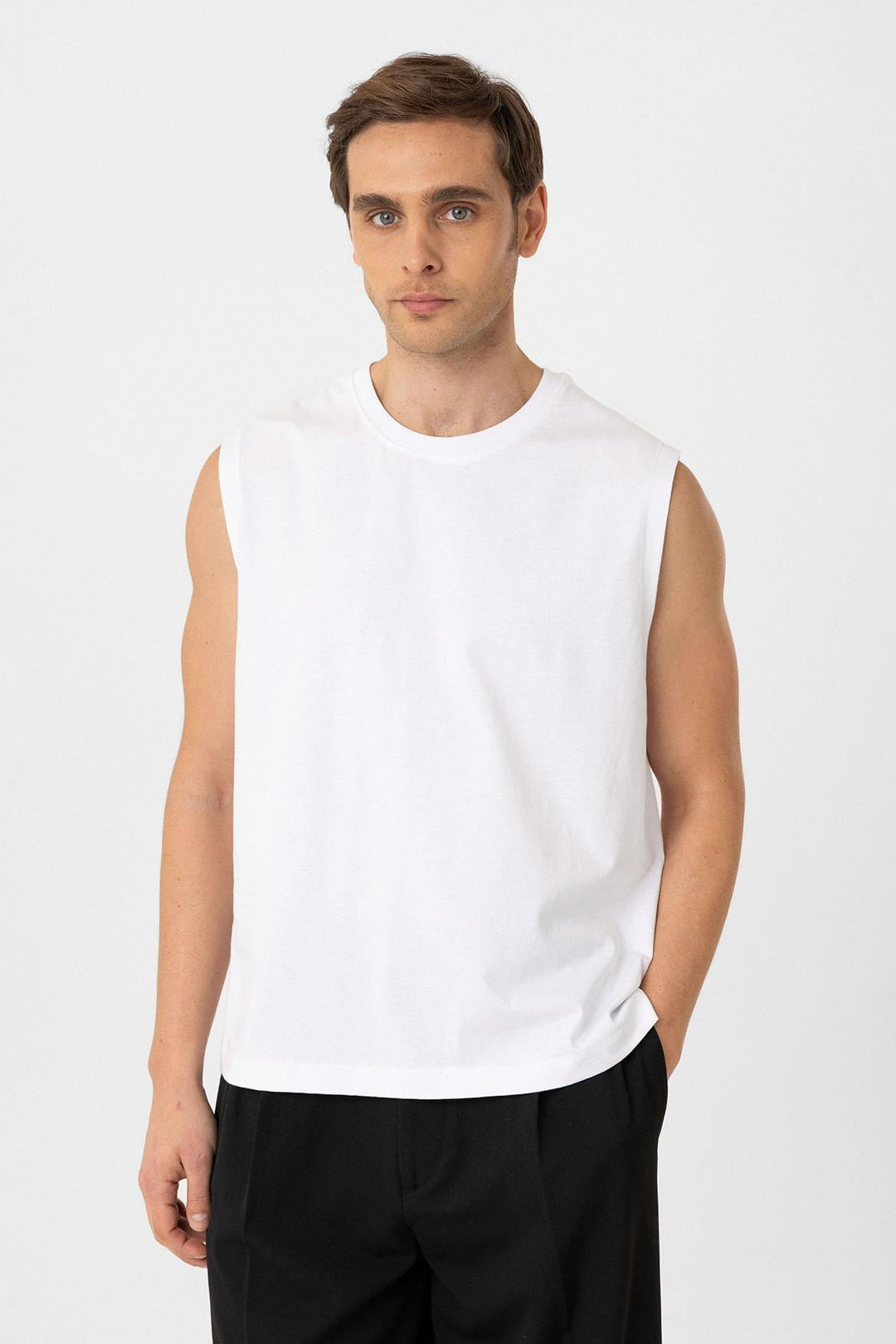 ANT Antioch Beyaz Relaxed Fit Erkek Kolsuz T-Shirt - Dreieich