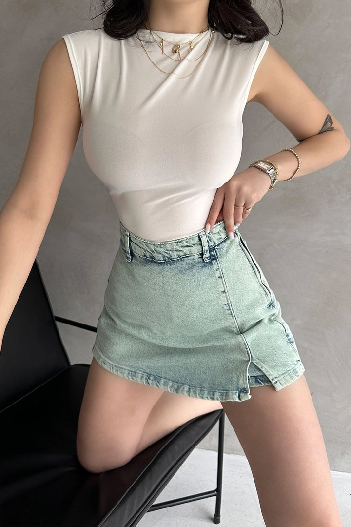 White Backless Buzzy Blouse BCDF-252162 - Tooele
