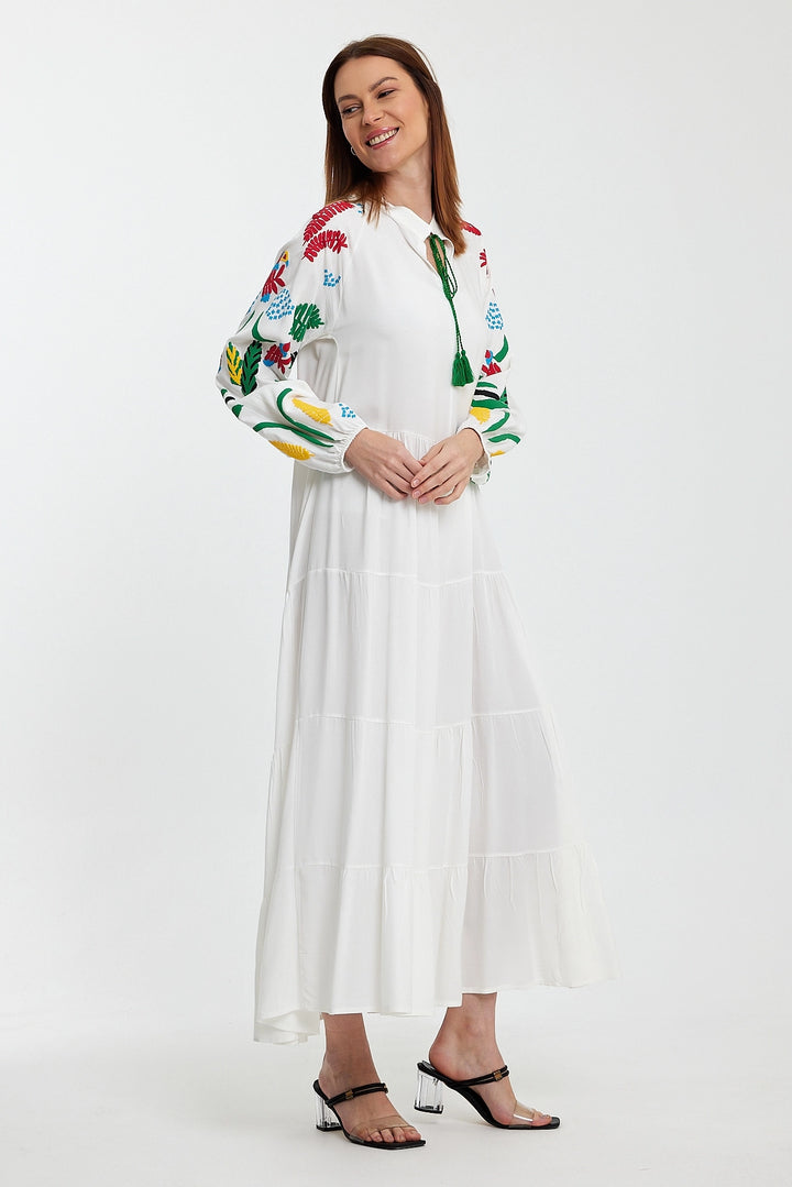 Maxi Dress with White Collar and Embroidery Details BCVL-241027 - Heinsberg