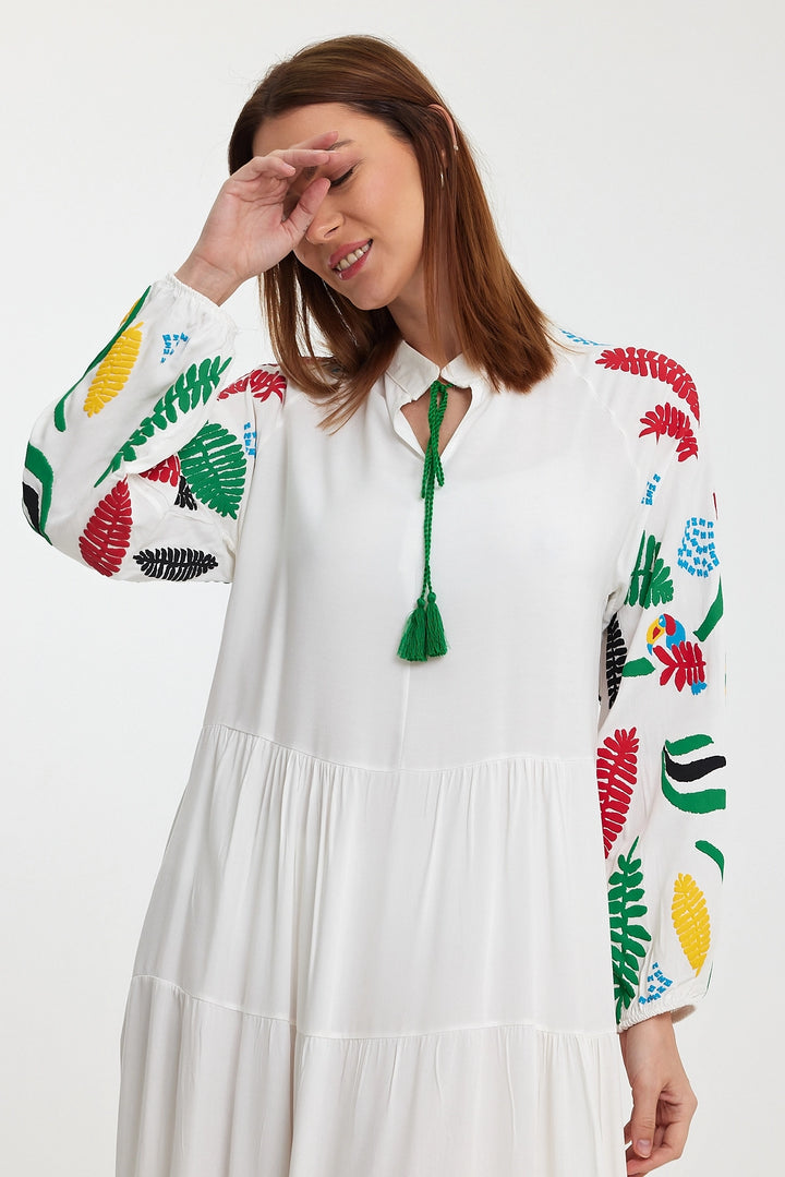 Maxi Dress with White Collar and Embroidery Details BCVL-241027 - Heinsberg