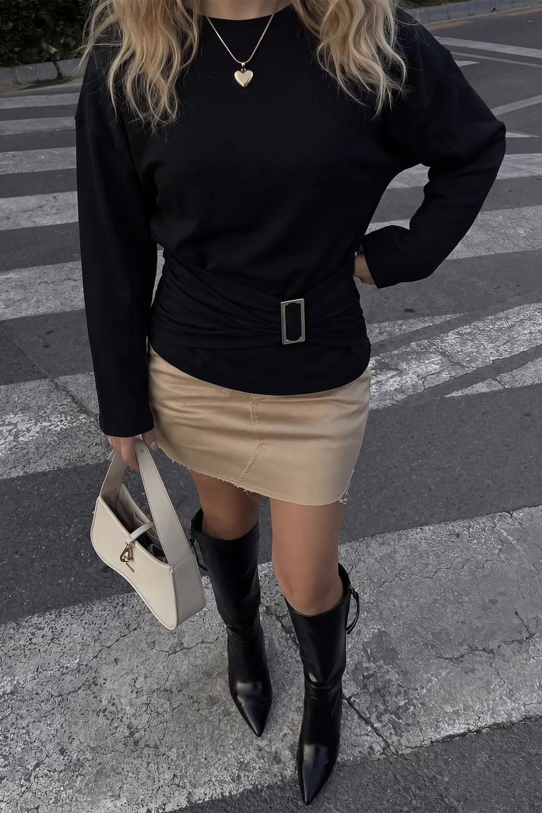 EYY Women Black Blouse with Buckle Detail - La Laguna