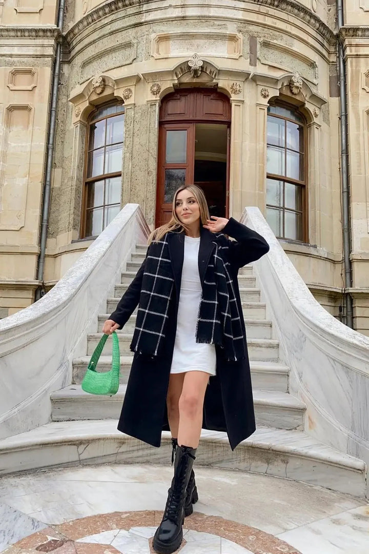 EYY Women Black Cashmere Coat - Shawnee