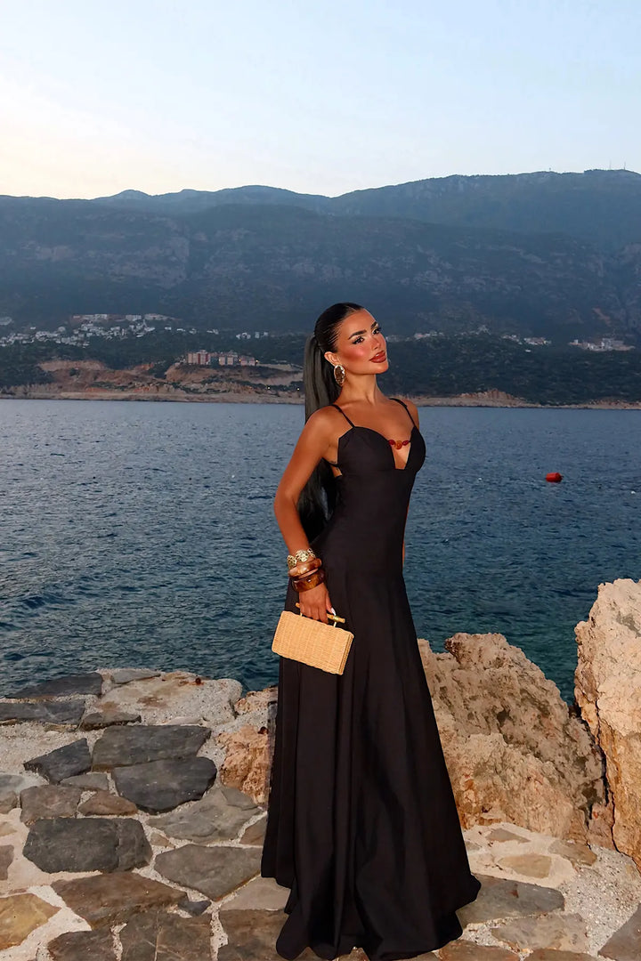 EYY Women Black Dress with Bead Detail - Terracina
