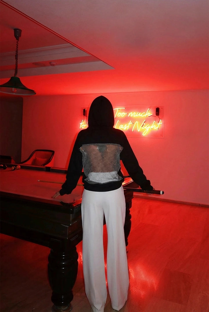 EYY Women Siyah Kapüşonlu Sweatshirt, Sırtta Taş Detayı - Pacifica