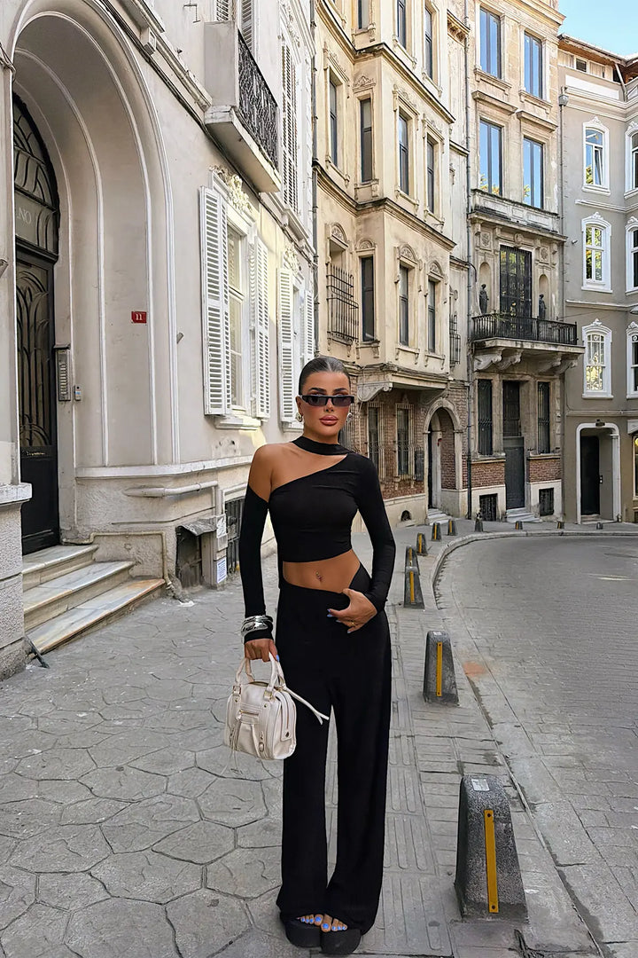 EYY Women Black Pants Suit - Gardena