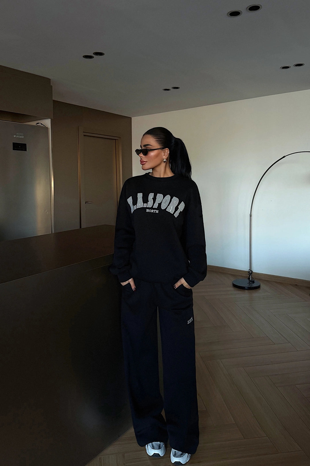 EYY Women Black Easport Tracksuit - Spoleto