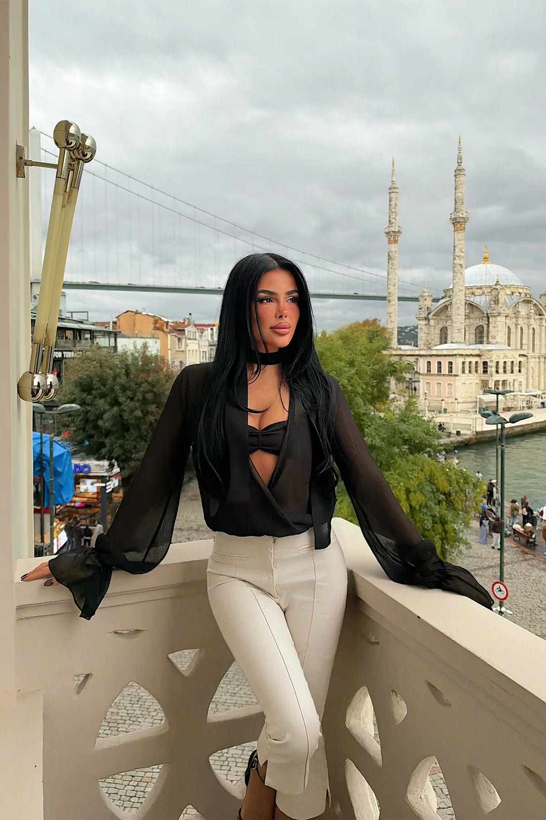 EYY Women Black Sheer Blouse - Tomatlán