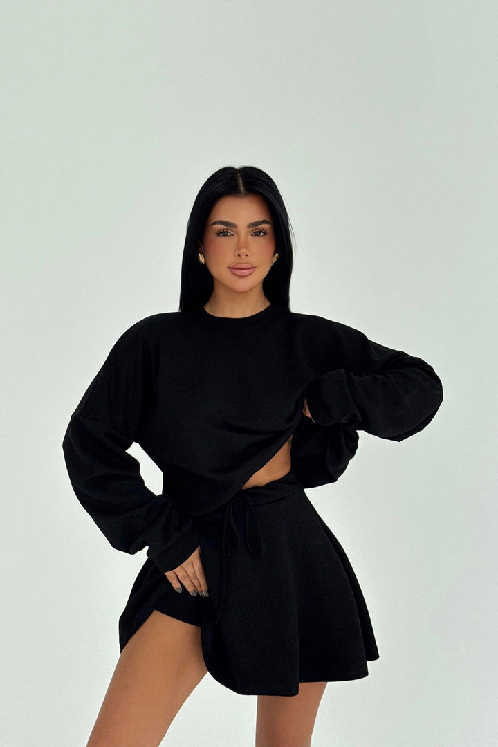 EYY Women Black Torque Tracksuit with Shorts and Skirt - Rozzano