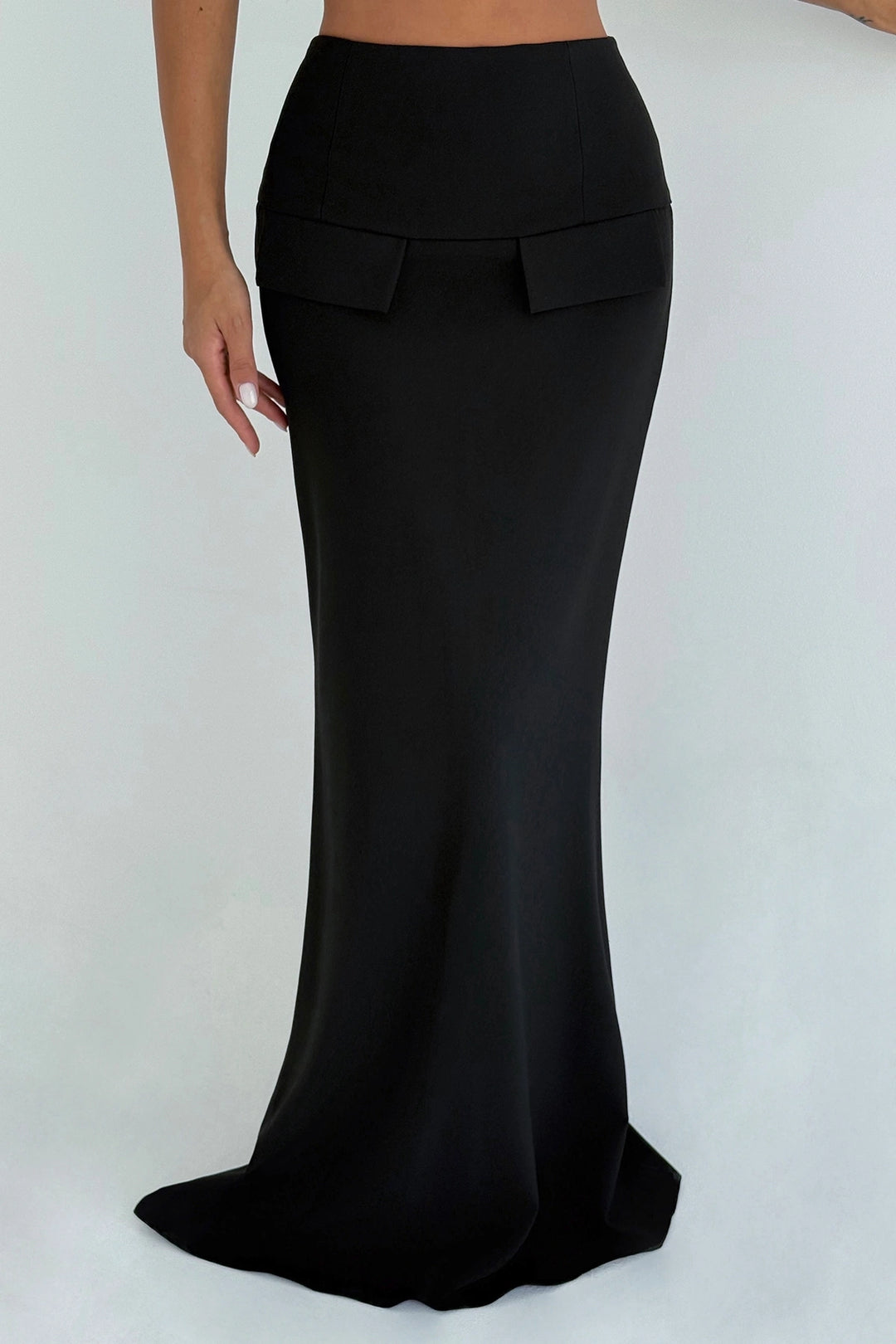 EYY Women Black Benson Long Skirt - Haguenau