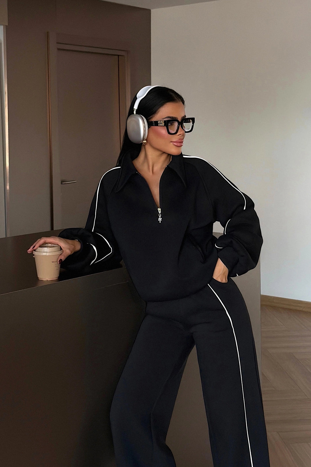 EYY Women Black Striped Tracksuit - Fargo