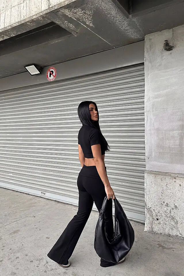 EYY Women Black Zip Detail Pants Set - Moers