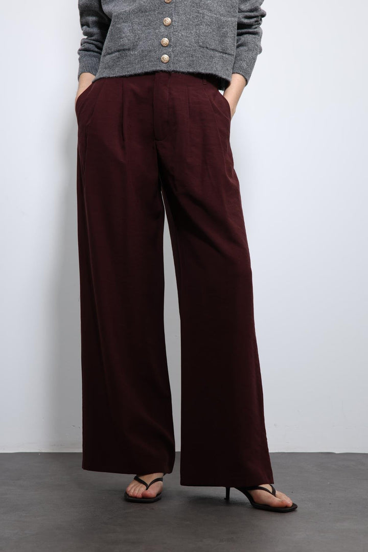 ANT Antioch Burgundy Elastic Waist Pleated Women's Pants - Orsha
